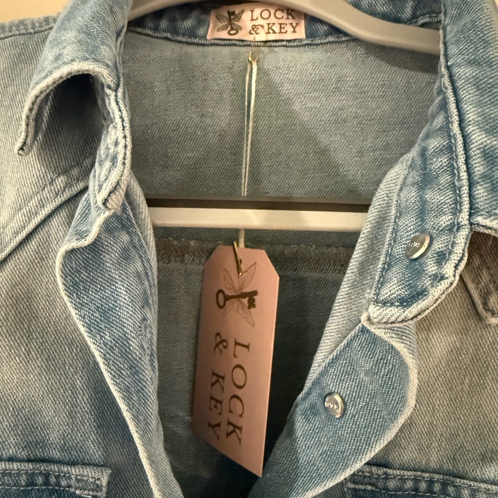 Distressed Denim Shacket Small - Picture 3 of 5